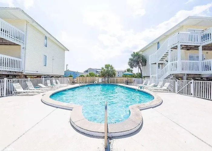Snowbird Retreat, Pool & Beach Access Holiday home Gulf Shores