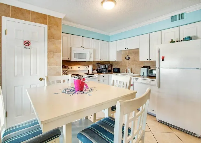 Snowbird Retreat, Pool & Beach Access * Gulf Shores